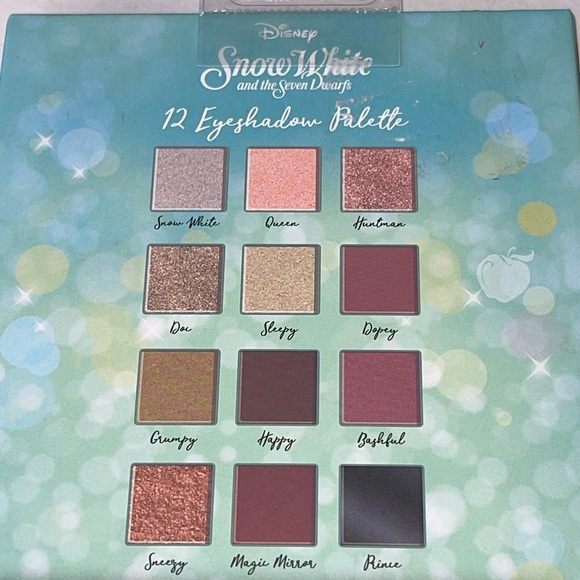 Disney | Makeup | New Snow White 2 Eyeshadow Palette Open Book With ...